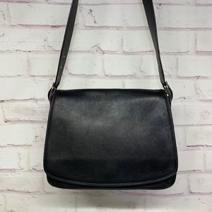 Vintage Coach Legacy 9332